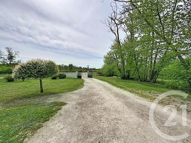 maison à vendre - 6 pièces - 176.0 m2 - VOUZON - 41 - CENTRE - Century 21 Sologne Immobilier