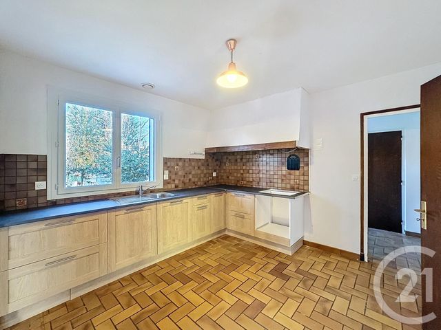 maison à louer - 3 pièces - 125.84 m2 - NOUAN LE FUZELIER - 41 - CENTRE - Century 21 Sologne Immobilier